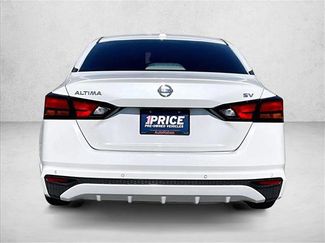 Used 2021 Nissan Altima 2.5 SV FWD video 4