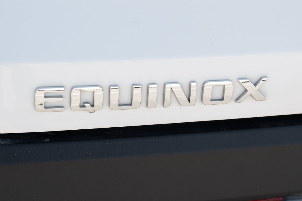 Used 2025 Chevrolet Equinox LT w/ Convenience Package II FWD image 11
