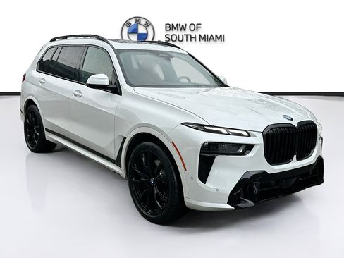 Certified 2024 BMW X7 xDrive40i w/ Executive Package AWD/4WD image 1