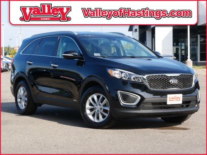 Used 2016 Kia Sorento LX w/ LX Convenience Package