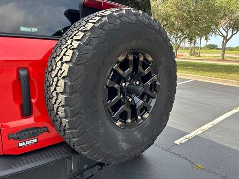 Used 2023 Ford Bronco Raptor AWD/4WD image 14