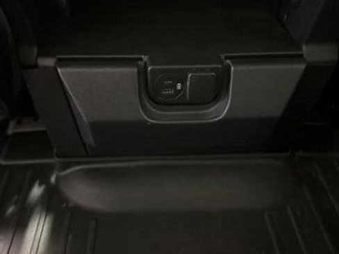 Certified 2021 Ford F150 XLT w/ Equipment Group 302A High image 12