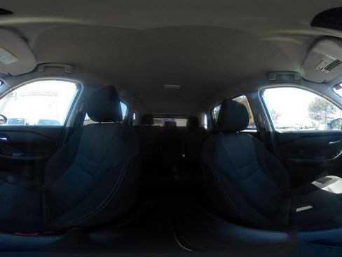 Used 2025 Nissan Rogue SV FWD image 44