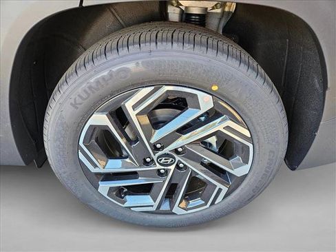New 2026 Hyundai Tucson Limited image 10