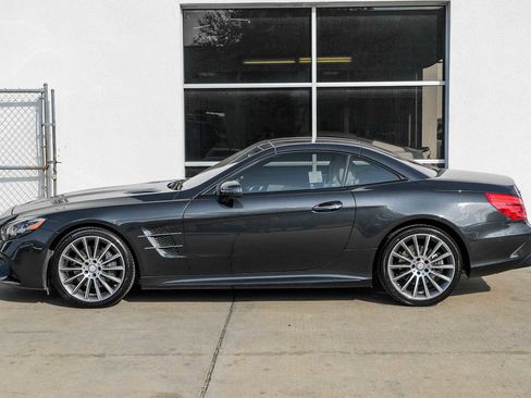 Used 2017 Mercedes-Benz SL 450 image 11