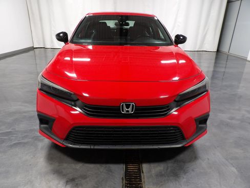 Used 2022 Honda Civic Sport image 2