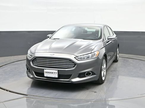 Used 2013 Ford Fusion SE FWD image 24
