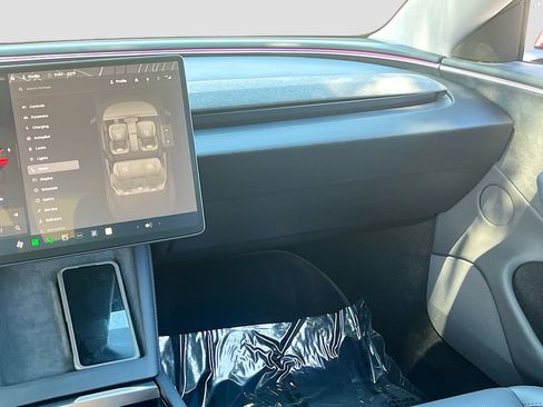 Used 2024 Tesla Model 3 Long Range AWD/4WD image 23