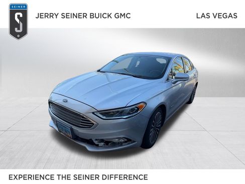 Used 2018 Ford Fusion Titanium FWD image 1