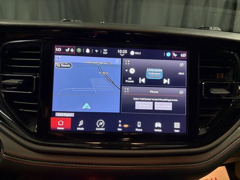 Used 2024 Dodge Durango GT RWD image 10