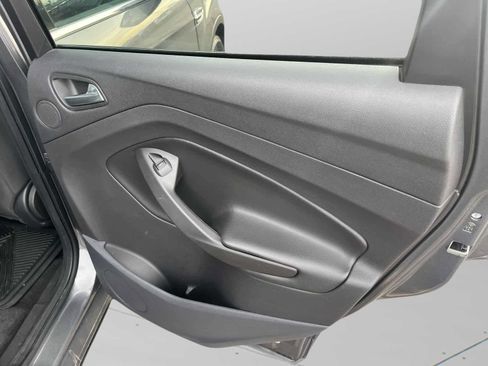 Used 2014 Ford Escape SE w/ Equipment Group 201A image 19