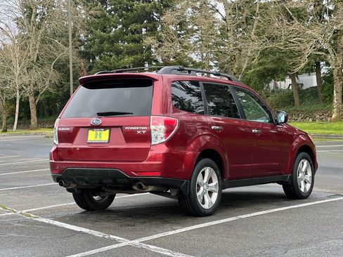 Used 2009 Subaru Forester 2.5XT Limited image 5