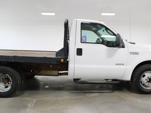 Used 2006 Ford F350 XL RWD image 12