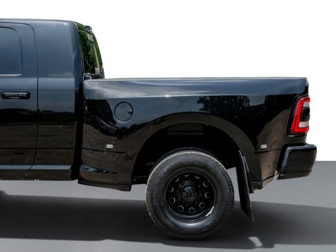 Used 2023 RAM 3500 Laramie w/ Night Edition AWD/4WD image 11