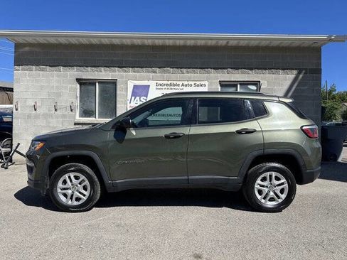 Used 2018 Jeep Compass Sport image 3