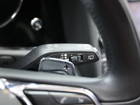 Used 2018 Bentley Bentayga Onyx Edition AWD/4WD image 31