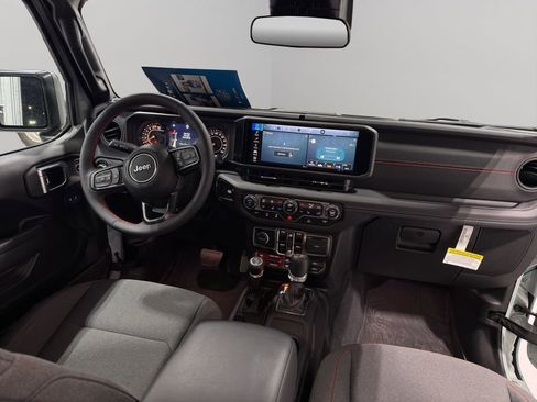 Used 2024 Jeep Wrangler Rubicon w/ Convenience Group image 43