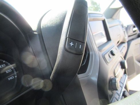 Used 2021 Chevrolet Silverado 2500 W/T image 18