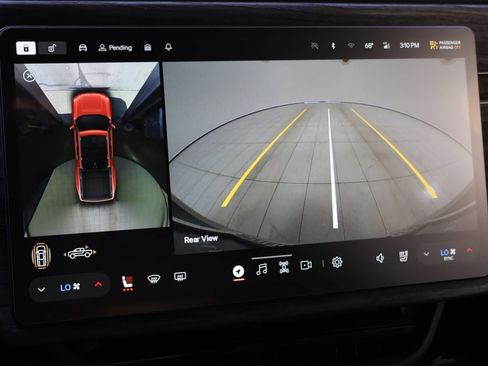 Used 2023 Rivian R1T Adventure image 7