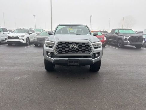 Used 2021 Toyota Tacoma TRD Off-Road w/ Technology Package image 5