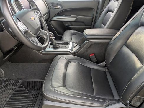 Used 2022 Chevrolet Colorado ZR2 image 17