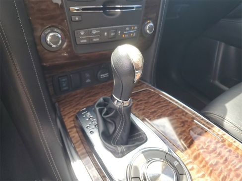 Used 2018 Nissan Armada SL w/ Moonroof Package image 30