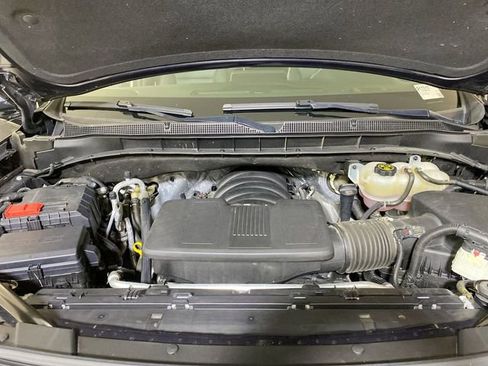 Used 2023 Chevrolet Tahoe Z71 w/ Z71 Off-Road Package image 16