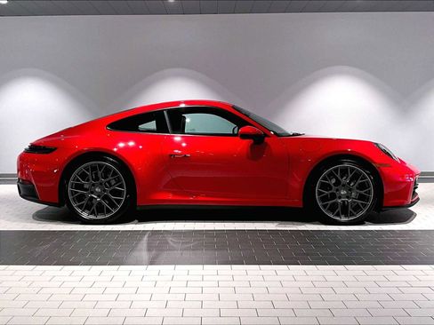 Used 2025 Porsche 911 Carrera T image 11