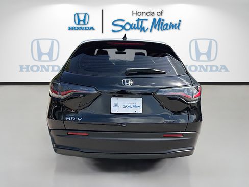 Certified 2024 Honda HR-V LX image 6