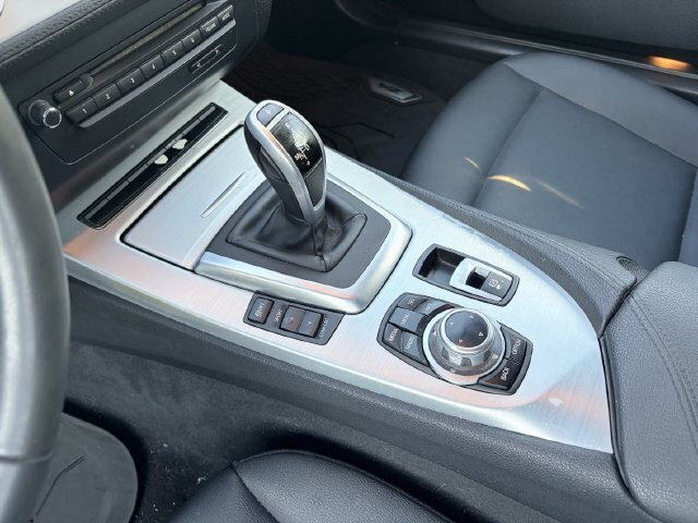 Used 2014 BMW Z4 sDrive28i RWD image 9