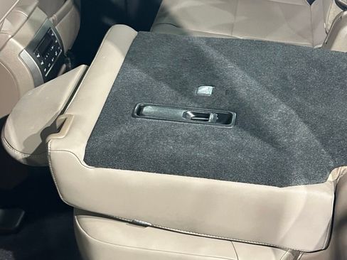 Used 2023 Lexus GX 460 Premium AWD/4WD image 52