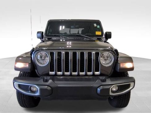 Used 2022 Jeep Gladiator Overland w/ Popular Equipment Package AWD/4WD image 4