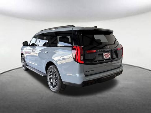New 2026 Ford Expedition Platinum image 3