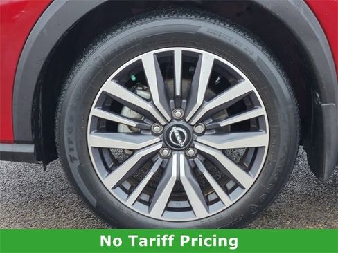 Used 2022 Nissan Kicks SV image 10