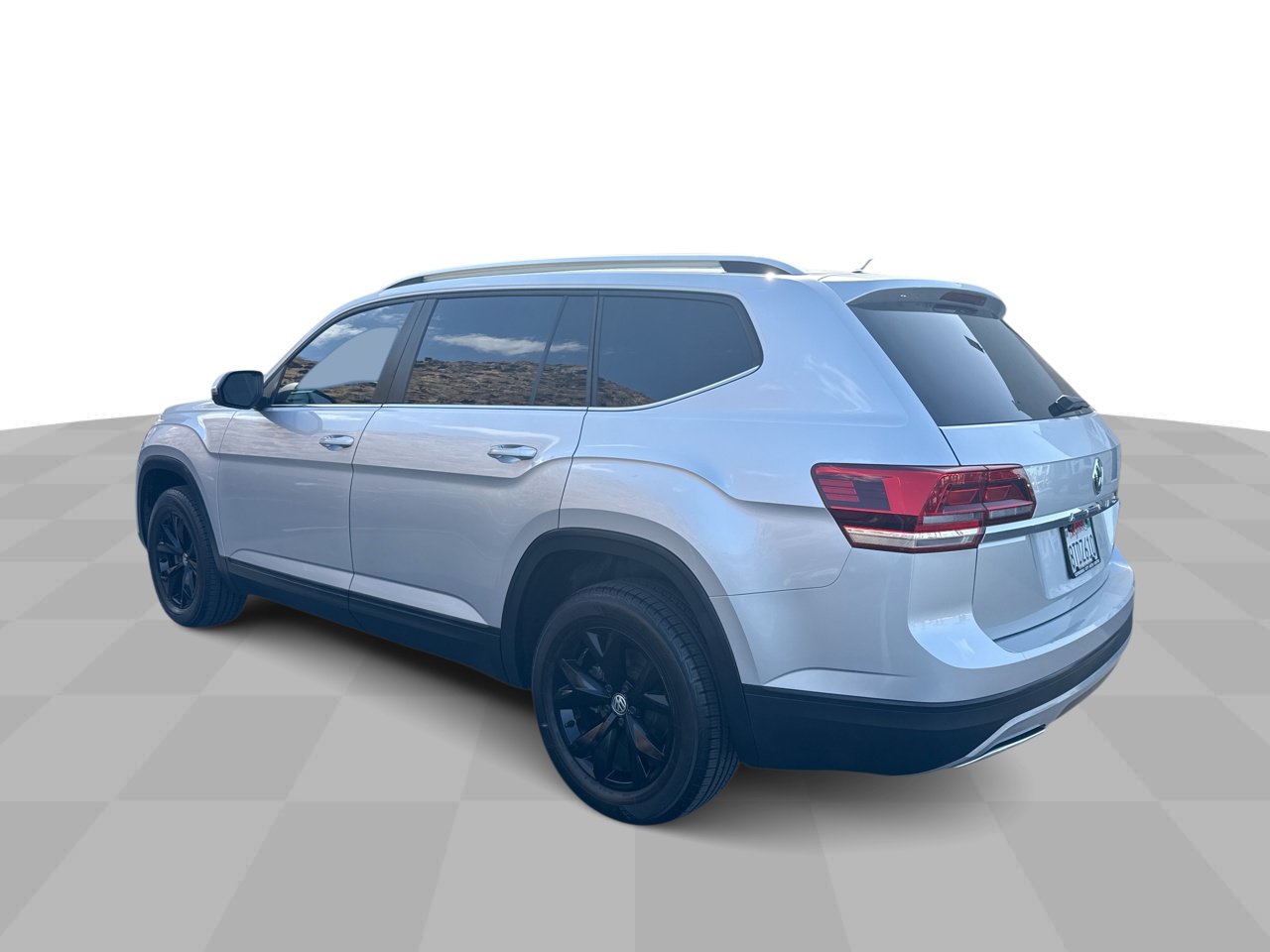 Used 2018 Volkswagen Atlas S FWD image 6