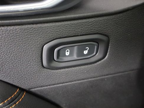 Used 2021 Jeep Gladiator Mojave AWD/4WD image 22