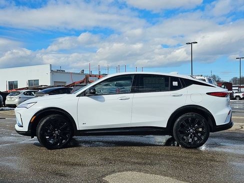 New 2026 Buick Envista Sport Touring image 6