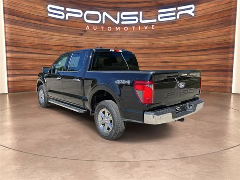 Used 2024 Ford F150 XLT image 3