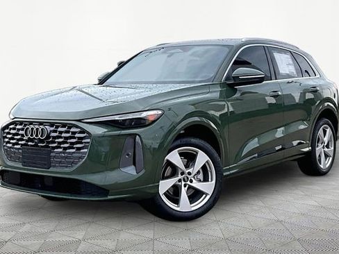 New 2026 Audi Q5 Premium AWD/4WD image 1