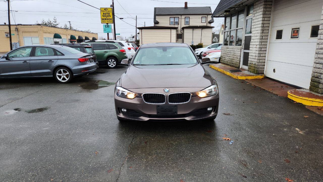 Used 2015 BMW 320i xDrive Sedan AWD/4WD image 3