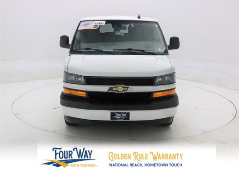 Used 2020 Chevrolet Express 3500 LT w/ LT Preferred Equipment Group image 9