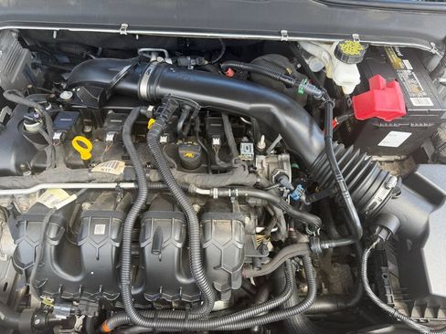 Used 2020 Ford Fusion SE AWD/4WD image 20