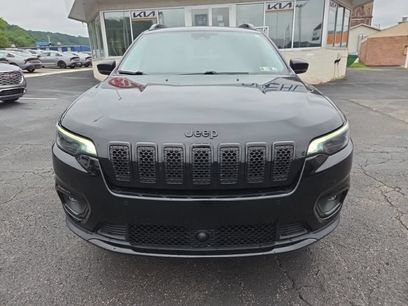 Used 2023 Jeep Cherokee Altitude Lux
