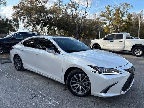 Used 2024 Lexus ES 350 w/ Accessory Package (Z1) FWD image 5