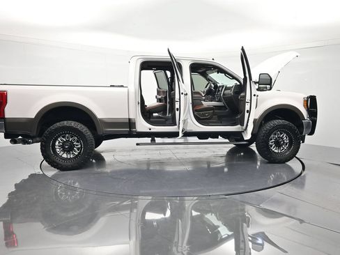 Used 2019 Ford F350 King Ranch w/ King Ranch Ultimate Package AWD/4WD image 49