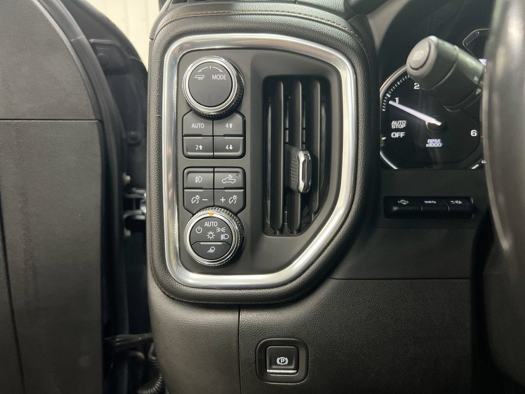 Used 2021 GMC Sierra 1500 AT4 w/ AT4 Value Package AWD/4WD image 19