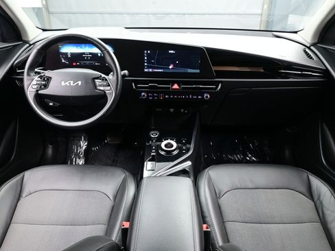 Used 2023 Kia Niro Wind w/ Wind Preserve Package image 18