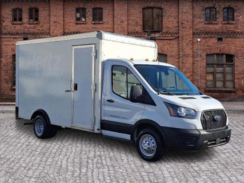 Certified 2022 Ford Transit 350 DRW image 3