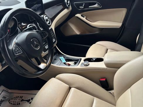 Used 2017 Mercedes-Benz CLA 250 4MATIC image 11