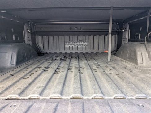 Used 2023 Chevrolet Silverado 1500 High Country w/ High Country Premium Package image 12